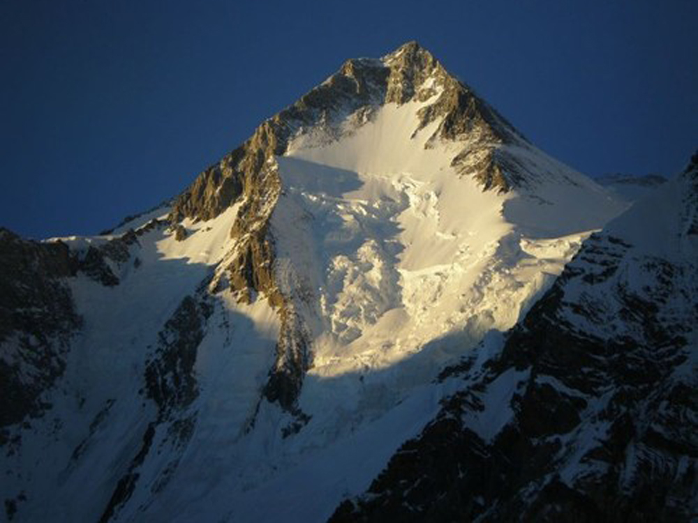 Gasherbrum I (8,068m) Peak Expedition 2025/2026 - Northern Pakistan