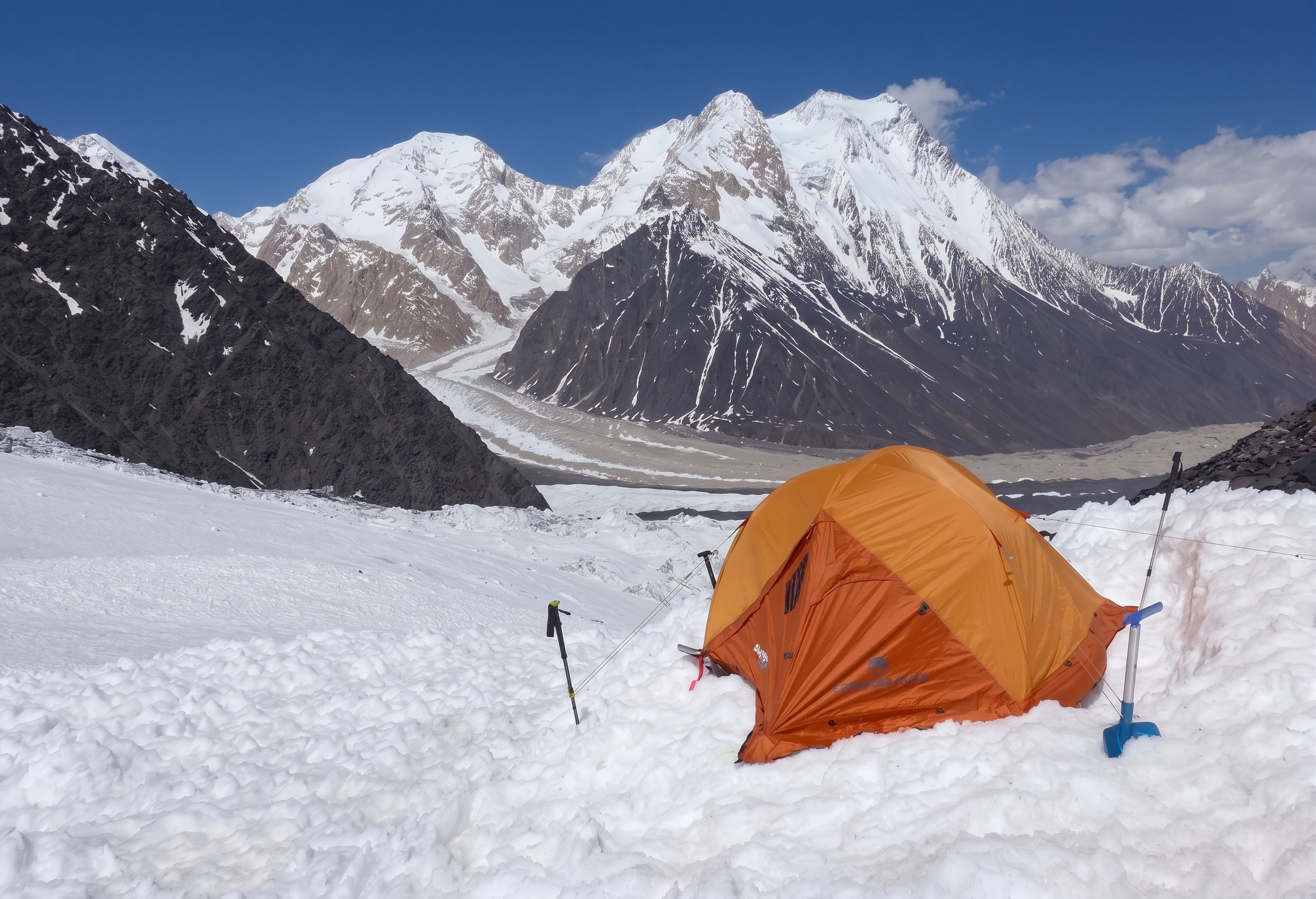 Trich Mir Base Camp Trek