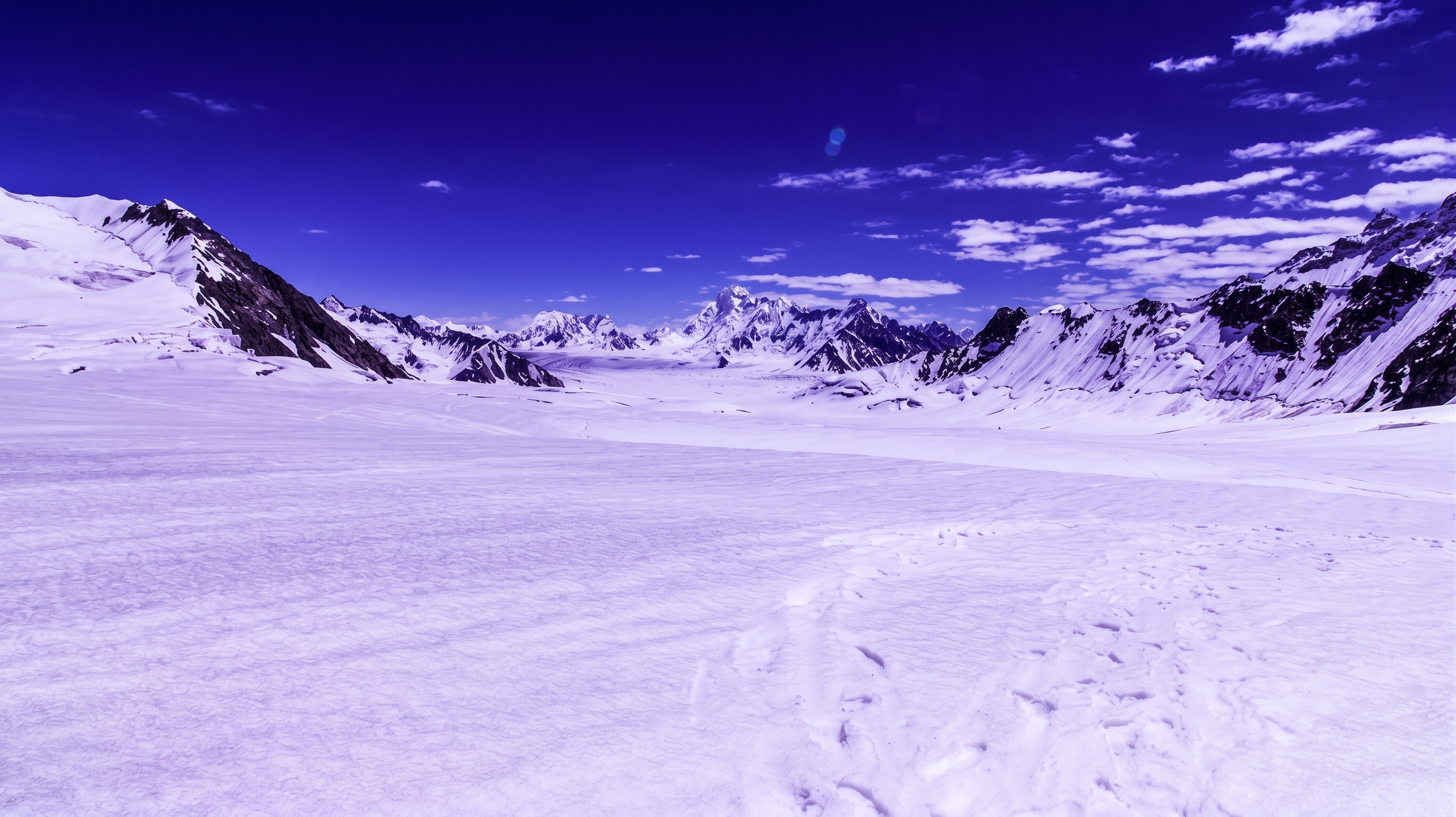 Biafo Hisper Snow Lake Trek Package