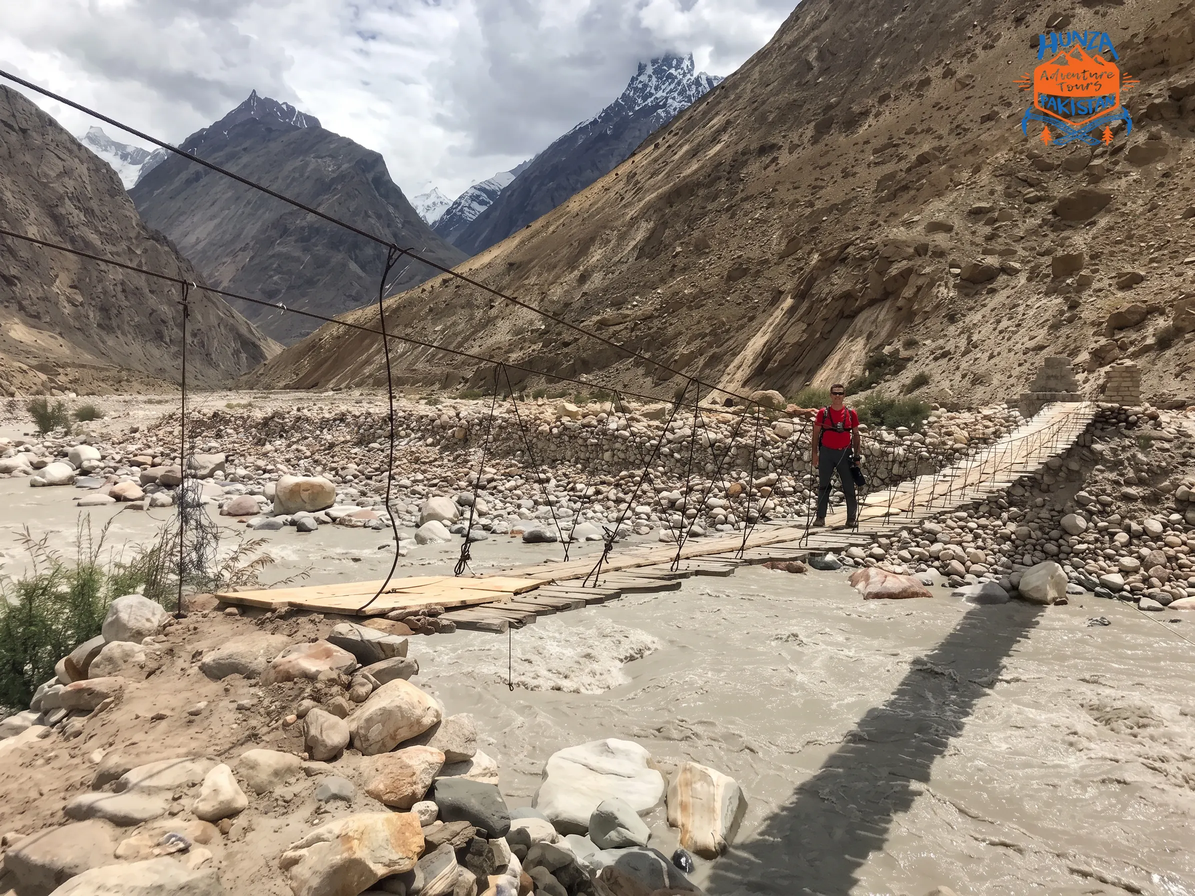 bridge crossing on the way to k2