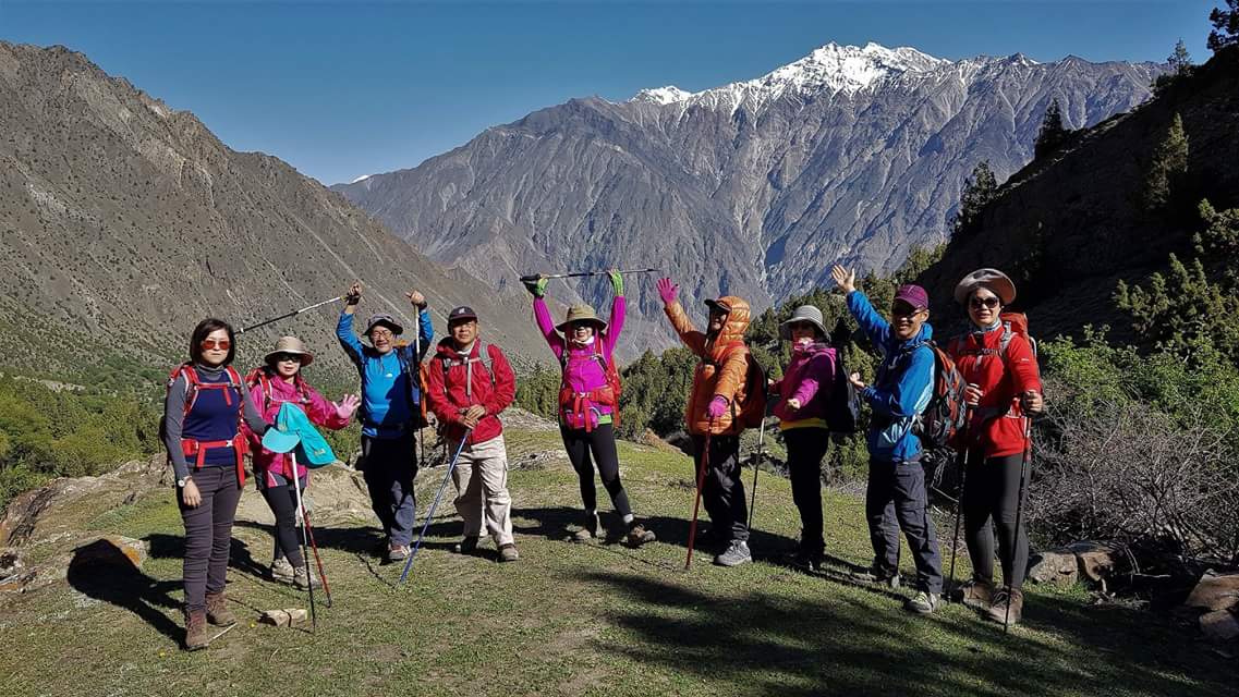 rakaposhi base camp trek