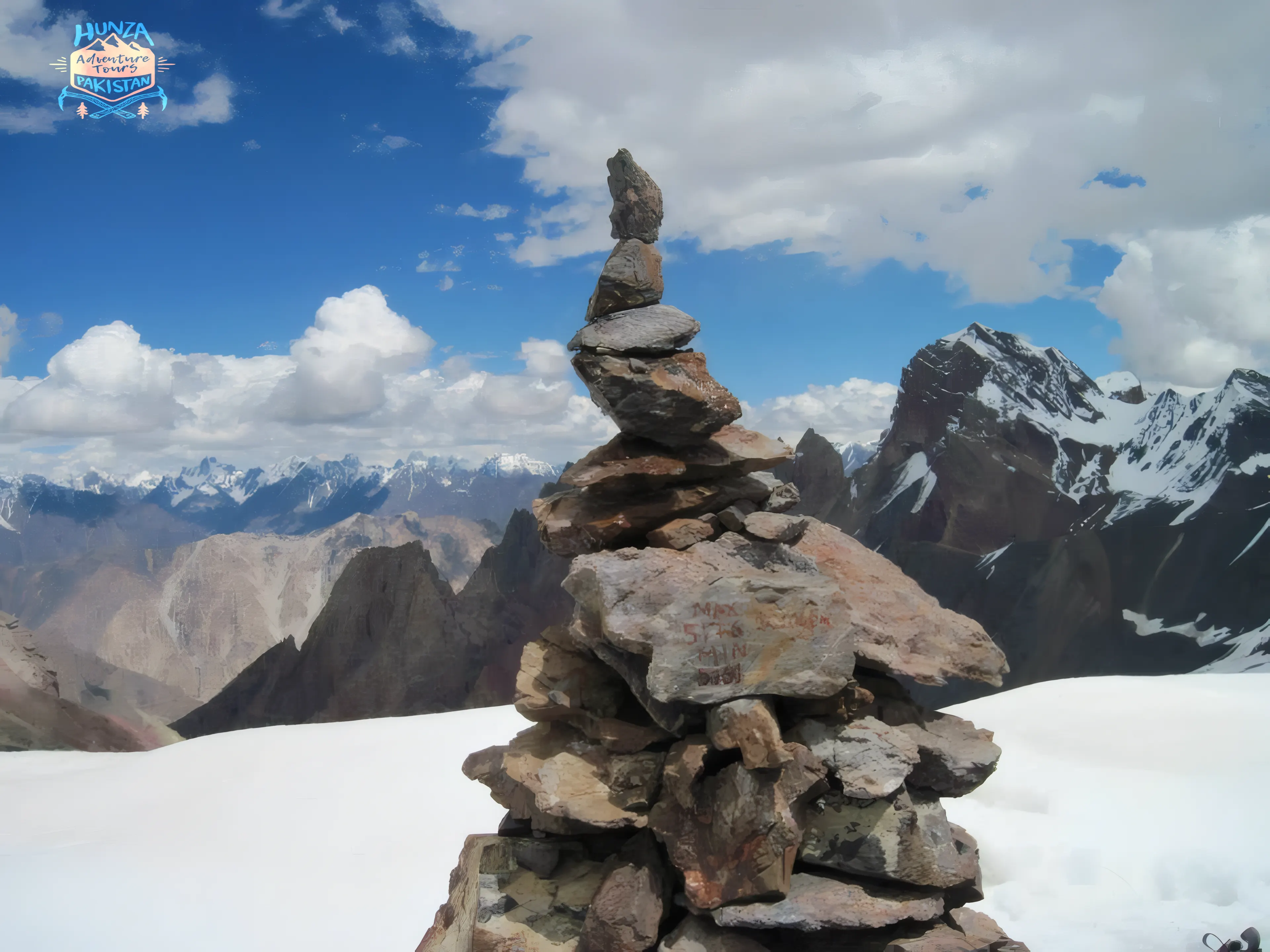 werthum pass trek hunza